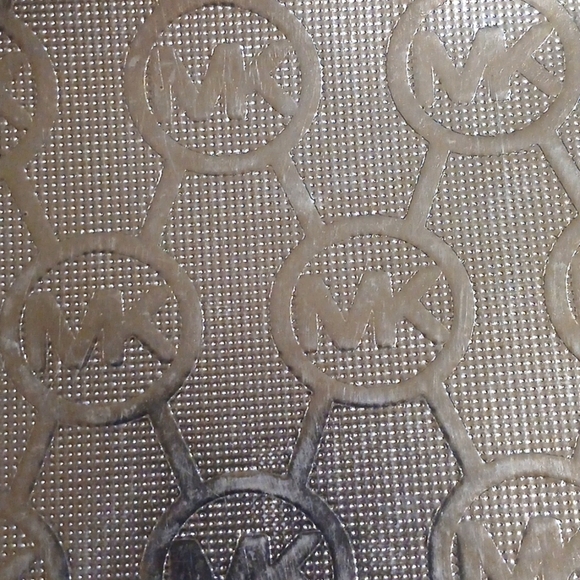 Michael Kors Bronze Tote Metalluc Chain-Link Shoulder Bag - Picture 5 of 12